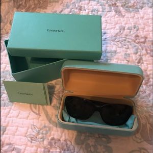 Tiffany & Co Stylish Round Black Sunglasses